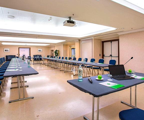 Courtyard by Marriott Rome Central Park Lazio Rome Meeting Room