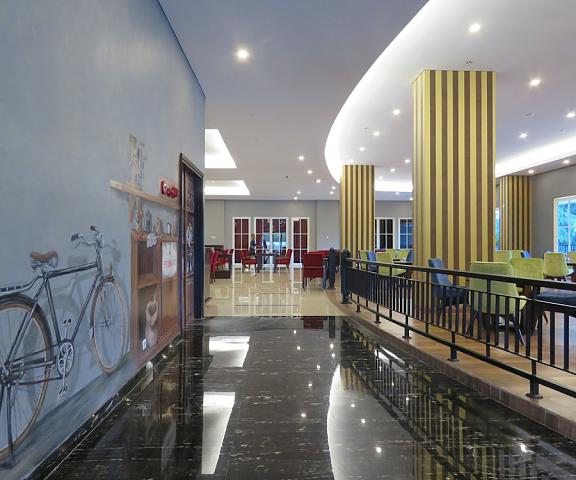 d'primahotel Kualanamu Medan null Medan Interior Entrance