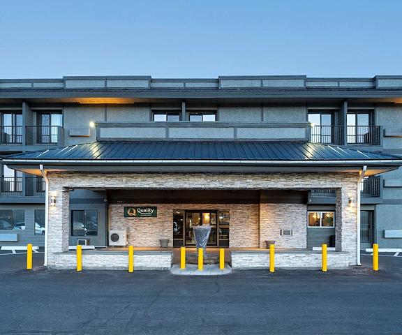 Quality Inn & Suites British Columbia Vernon Exterior Detail