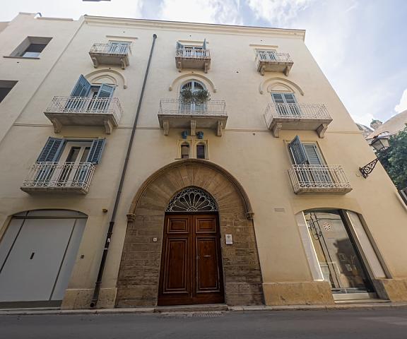 ZIBIBBO SUITES & ROOMS - Aparthotel in Centro Storico a Trapani Sicily Trapani Facade