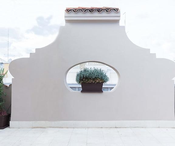 200 Rooms & Terrace Puglia Bari Exterior Detail