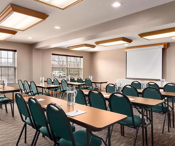 Country Inn & Suites Rochester South Mayo Clinic Minnesota Rochester Meeting Room