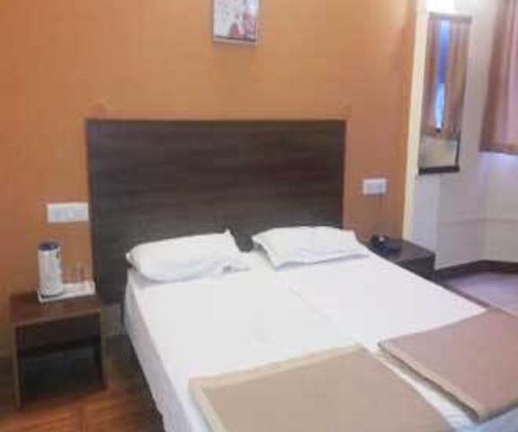 IROOMZ Samrat Ashok Karnataka Hubli-Dharwad Bedroom