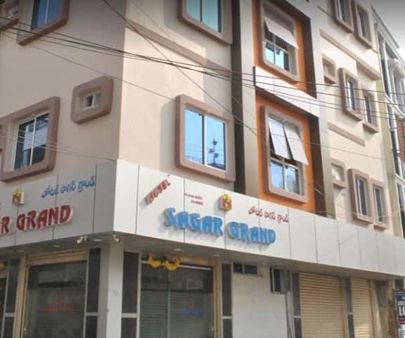 iROOMZ Hotel Sagar Grand	 Telangana Hyderabad Overview