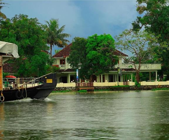 Triveny River Palace Kerala Alleppey Hotel Exterior