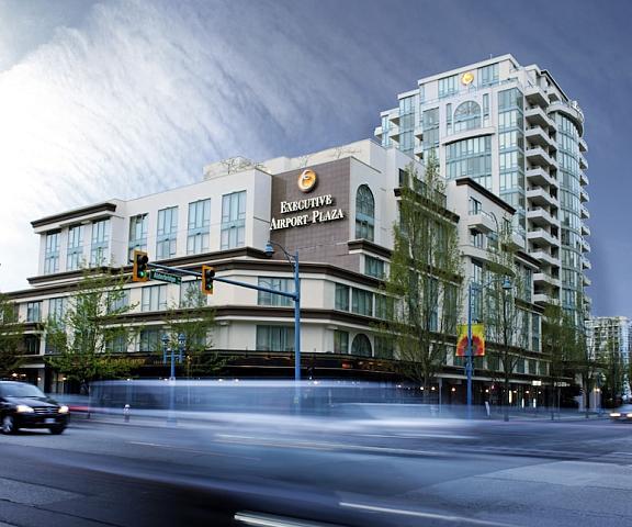 Executive Hotel Vancouver Airport British Columbia Richmond Facade