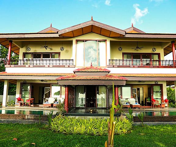 Niraamaya Retreats Backwaters and Beyond Kumarakom Kerala Kumarakom Hotel Exterior