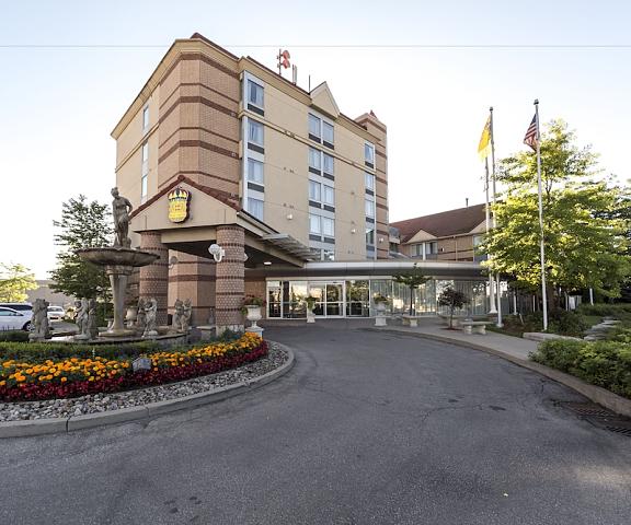 Monte Carlo Inn Airport Suites Ontario Mississauga Facade
