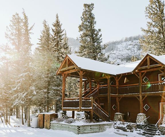 Buffalo Mountain Lodge Alberta Banff Exterior Detail