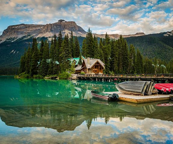 Emerald Lake Lodge British Columbia Field Facade