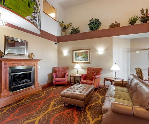 Quality Inn & Suites Wellington - Fort Collins Colorado Wellington Lobby