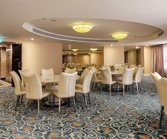 CRYSTAL PLAZA AL MAJAZ HOTEL Sharjah (and vicinity) Sharjah Meeting Room
