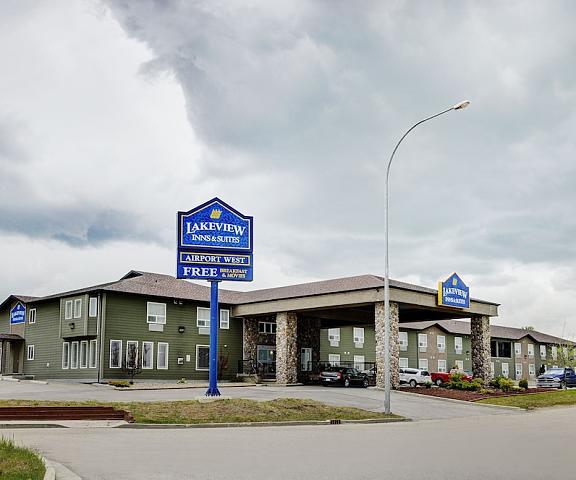 Lakeview Inns & Suites - Edson Airport Alberta Edson Exterior Detail