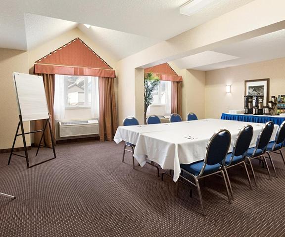 Canmore Inn & Suites Alberta Canmore Meeting Room