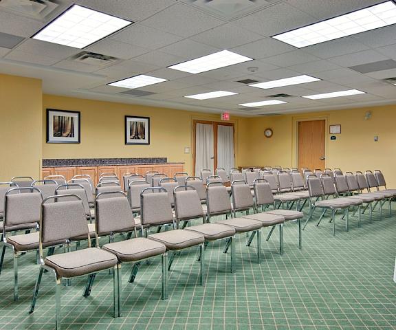 Holiday Inn Express, an IHG Hotel Ontario Dryden Meeting Room