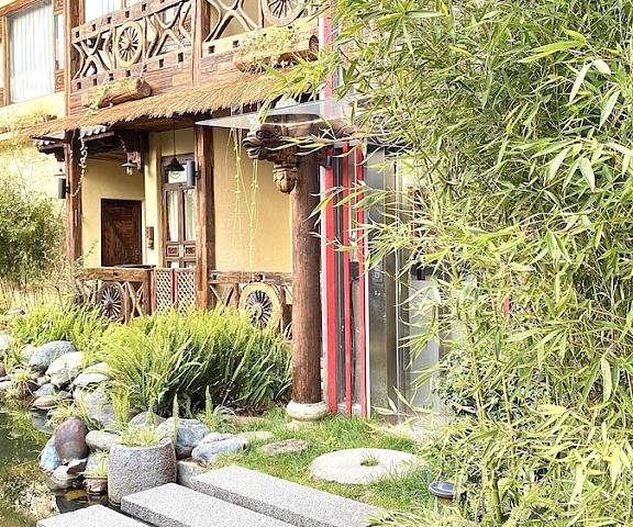China Old Story Inn Lijiang Elite Garden Yunnan Lijiang Exterior Detail