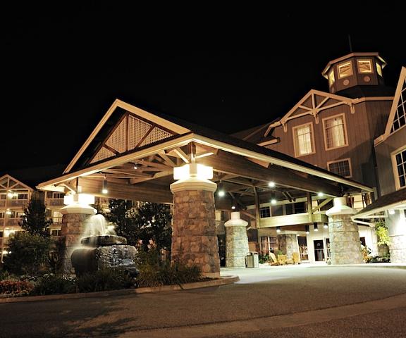 Deerhurst Resort Ontario Huntsville Facade