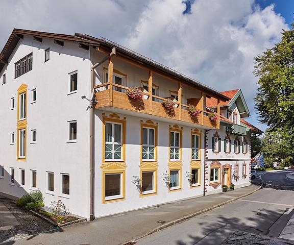 Zum Turm  -  Apartments und Gästezimmer Bavaria Oberammergau Facade