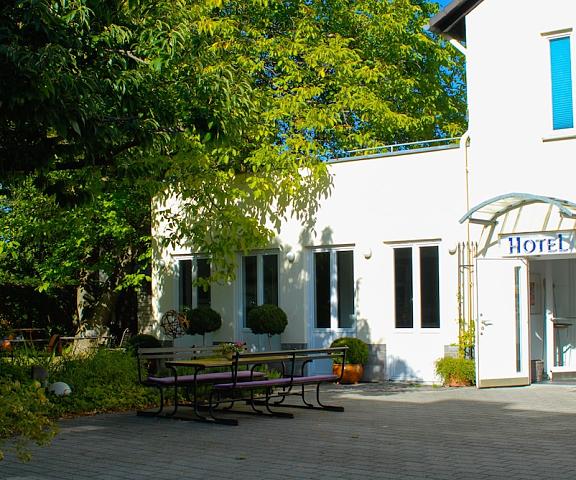Hotel ZweiLinden North Rhine-Westphalia Meckenheim Entrance