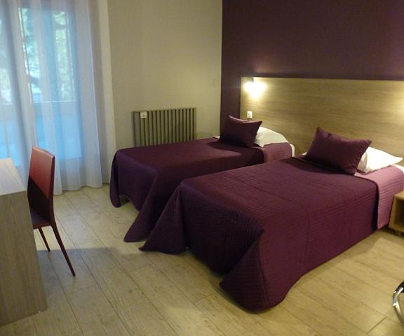 Hôtel Le Comty Auvergne-Rhone-Alpes Feurs Room