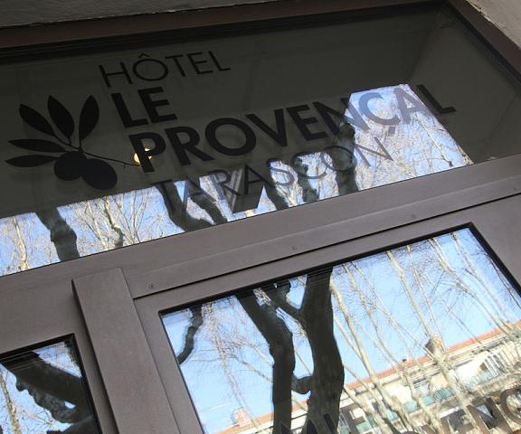 Hôtel Le Provencal Provence - Alpes - Cote d'Azur Tarascon Entrance