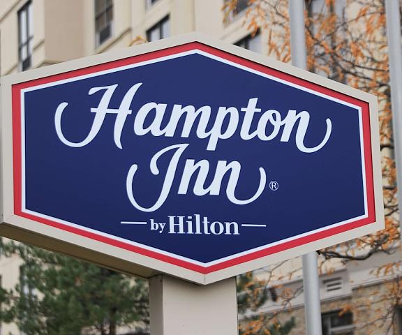 Hampton Inn by Hilton Toronto-Mississauga West Ontario Mississauga Exterior Detail