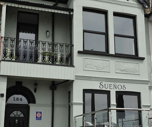 Suenos Guesthouse England Southend-on-Sea Facade