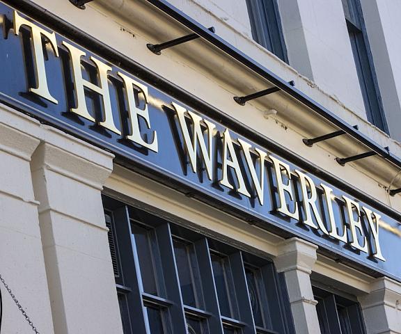 The Waverley Hotel Scotland Callander Facade