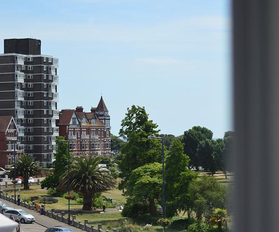 Q8 Boutique Hotel England Southsea Aerial View