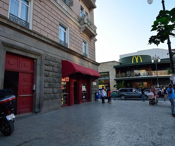 Apartment Dat Exx on the Marjanishvili Mtskheta-Mtianeti Tbilisi Entrance