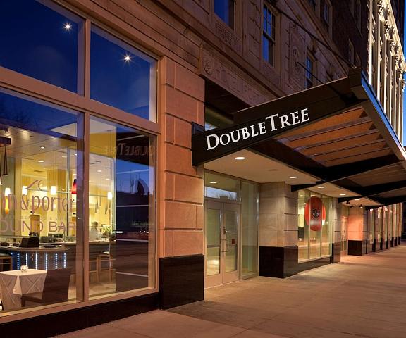 DoubleTree Suites by Hilton Hotel Detroit Downtown - Fort Shelby Michigan Detroit Facade