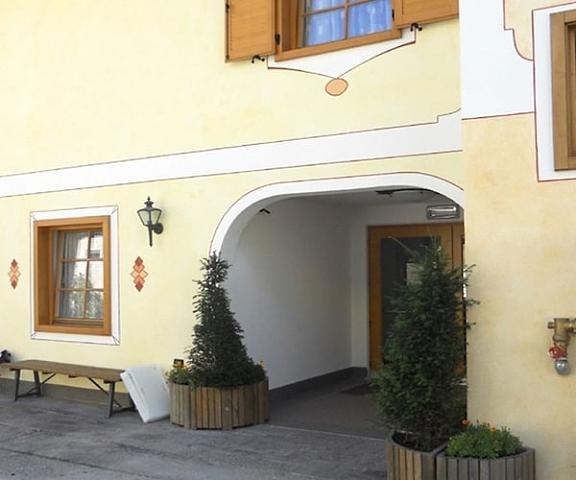 Garni Manuela Trentino-Alto Adige Cavalese Entrance