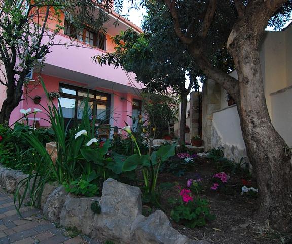 Flowery Inn Villa Sardinia Alghero Entrance