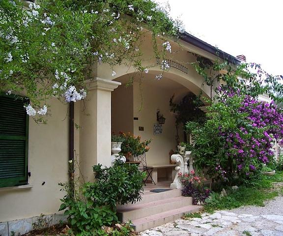 Il Quadrifoglio Abruzzo Chieti Entrance