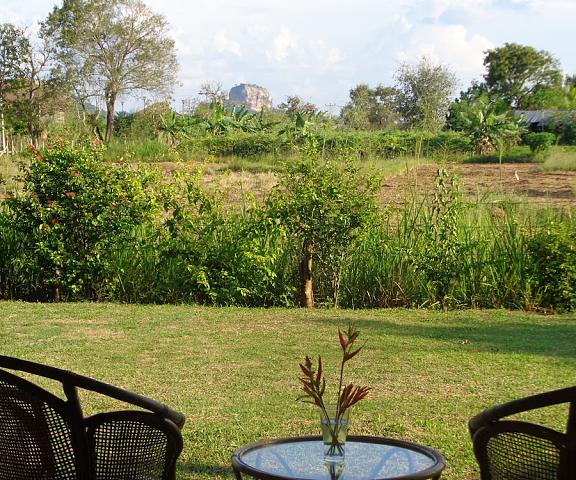 Sigiriya vista Central Province Sigiriya Garden
