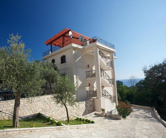 St. George Apartments and Villa with pool null Petrovac Exterior Detail