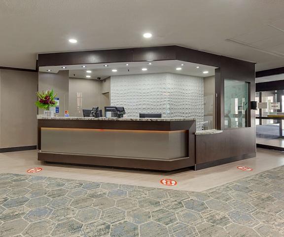 Best Western Plus Toronto Airport Hotel Ontario Mississauga Reception