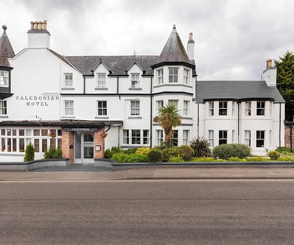 Caledonian Hotel Scotland Ullapool Entrance