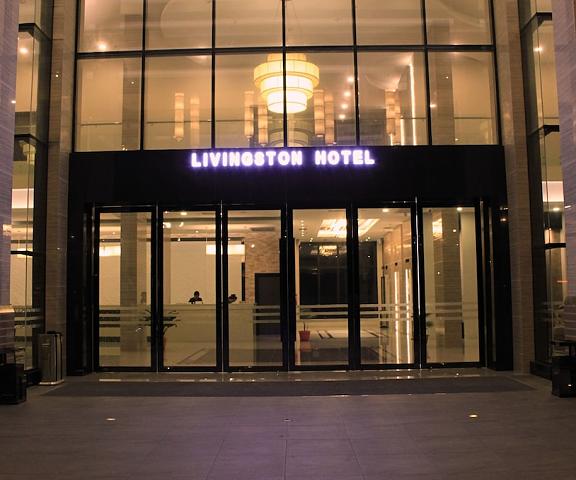 Livingston Hotel Sabah Sandakan Entrance