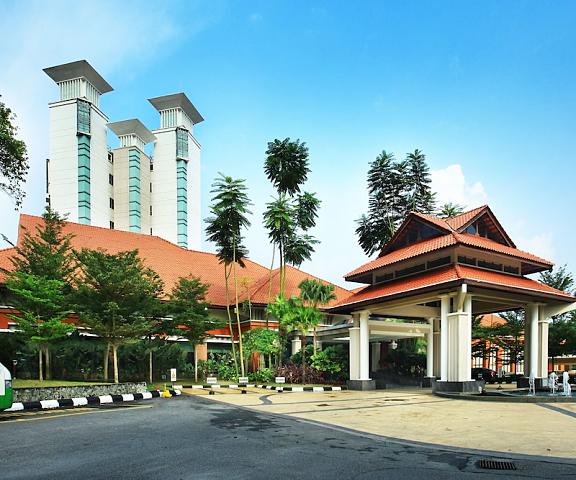 Nilai Springs Resort Hotel Negeri Sembilan Nilai Facade