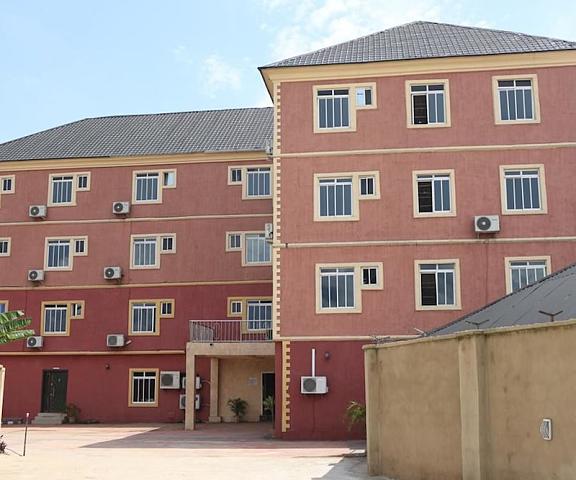 Grand Decent Hotel and Suites null Uyo Exterior Detail