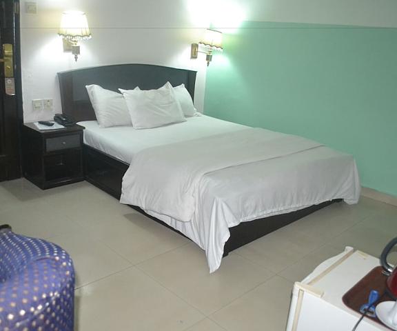 Parklane Hotels Limited null Lagos Room