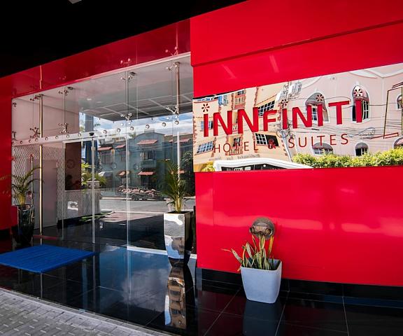 Innfiniti Hotel & Suites Panama Panama City Entrance