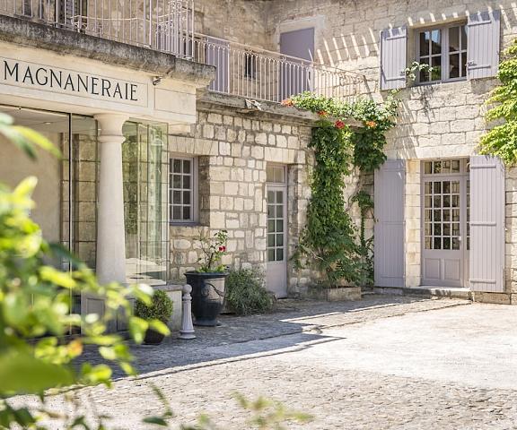 Hôtel la Magnaneraie Occitanie Villeneuve-les-Avignon Facade