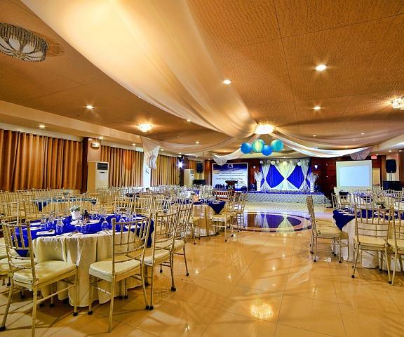 Ninong's Hotel null Legazpi Banquet Hall