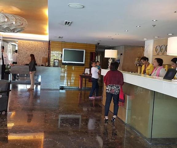 One Tagaytay Place JG Vacation Rentals null Tagaytay Lobby