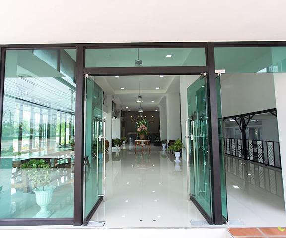 Iron Resort&Hotel Phitsanulok Phitsanulok Entrance