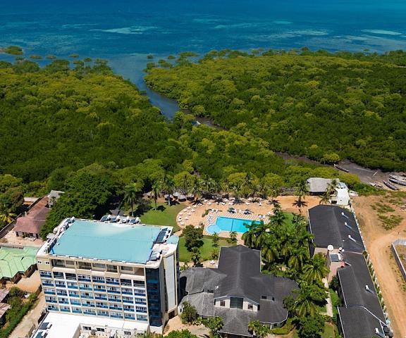 Tanga Beach Resort & Spa null Tanga Property Grounds
