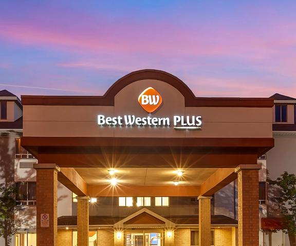 Best Western Plus Burlington Inn & Suites Ontario Burlington Exterior Detail