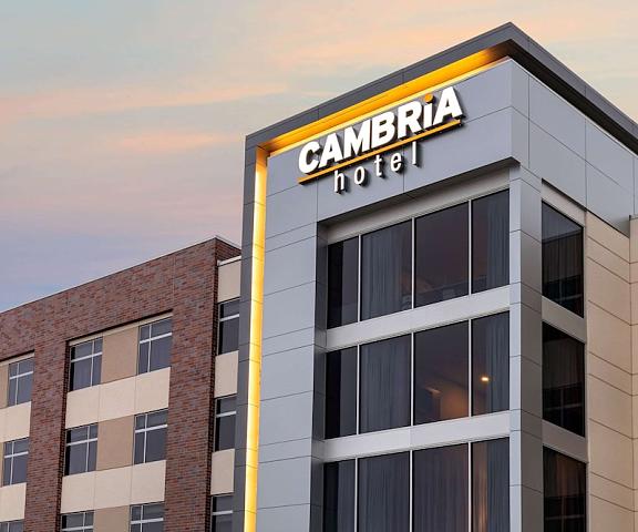 Cambria Hotel Omaha Downtown Nebraska Omaha Exterior Detail